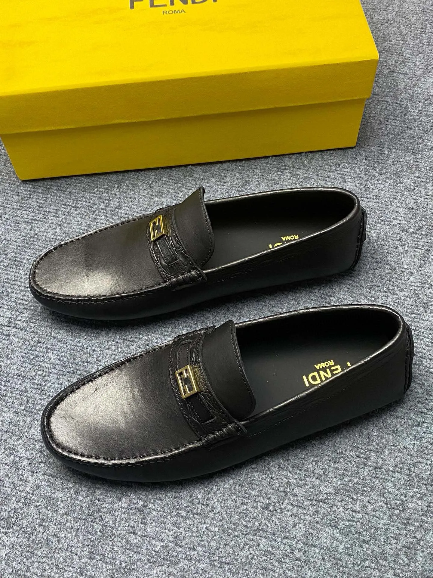 Men's Men's Shoes Men's Men's Shoes 💰700FENDI Fendi Men's Shoes are breathable and comfortable. Original development. Counters copy one to one. Imported cowhide. Niuri. 38 to 44. (can be ordered at 45.46. No returns or exchanges)